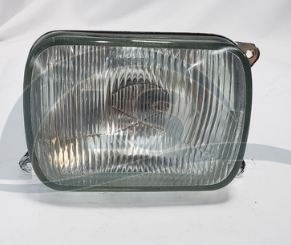 Farol Dianteiro Com Lâmpada - Trator Valmet 68 / 78 / 88 / 118 / 128 / 138 / 148