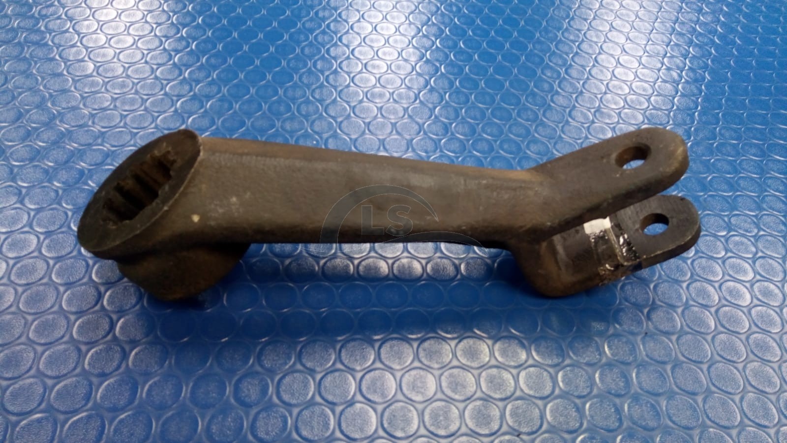 Braço do levante hidráulico - Trator Valtra/Valmet 60 / 65 / 68 / 78 / 85 / 86 / 88