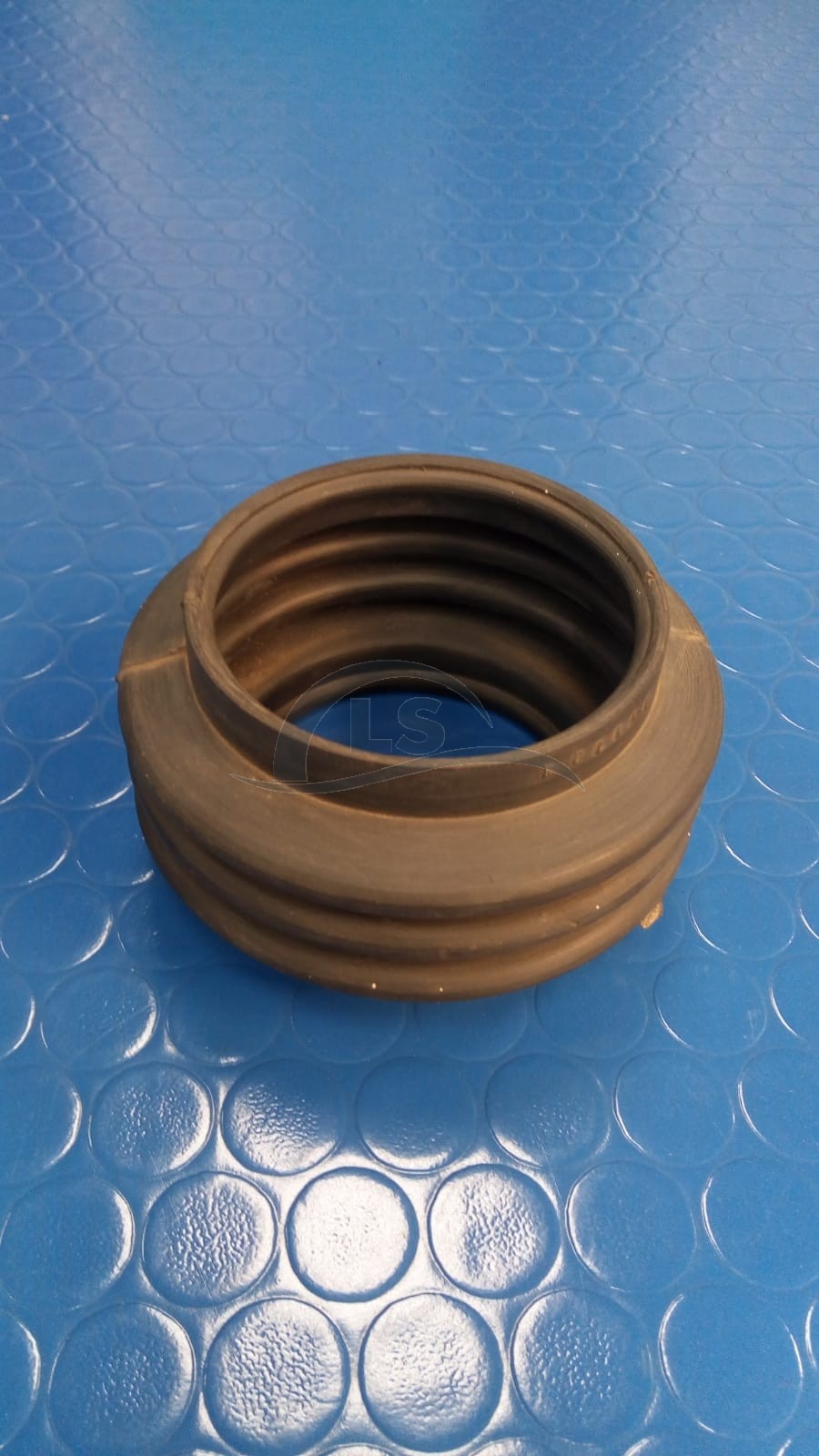 Guarda pó do hidráulico – Tratores Valtra/Valmet 88 / 880 a 1180 